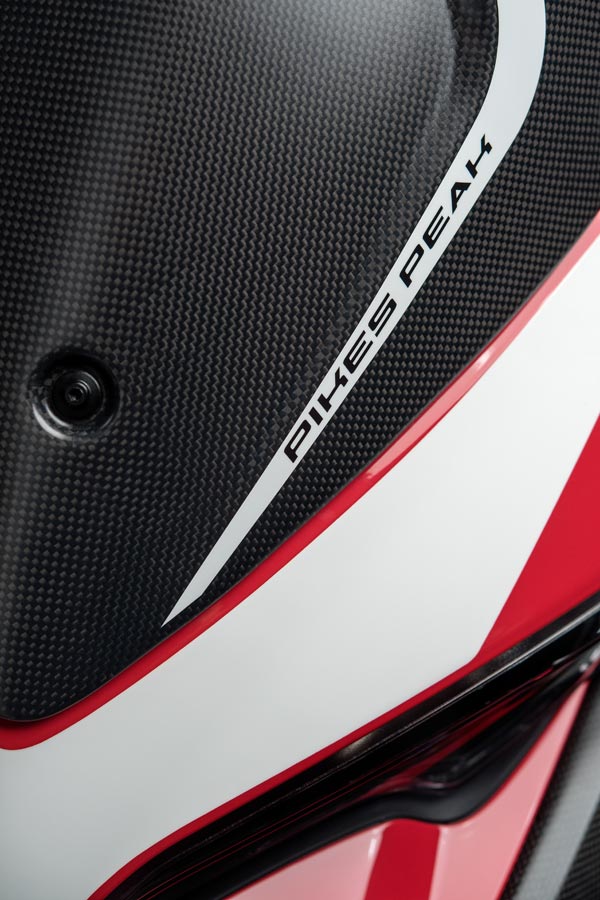 Foto 06 Ducati Multistrada 1260 Pikes Peak