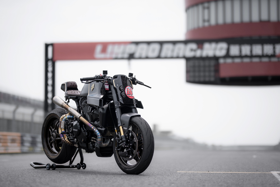 Apex Assault: A Ducati Monster, Rough Crafts style