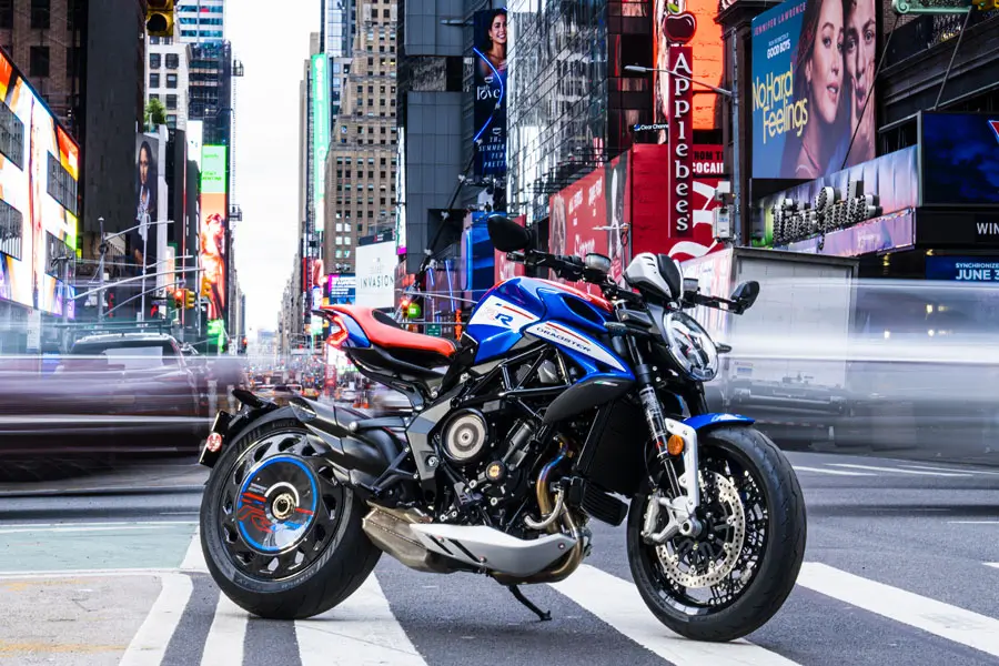 Foto 02 MV Agusta Dragster America RR SCS