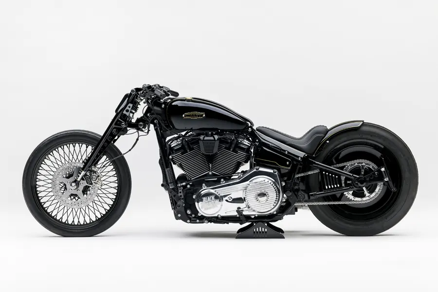 Foto 02 OWM Black Phantom