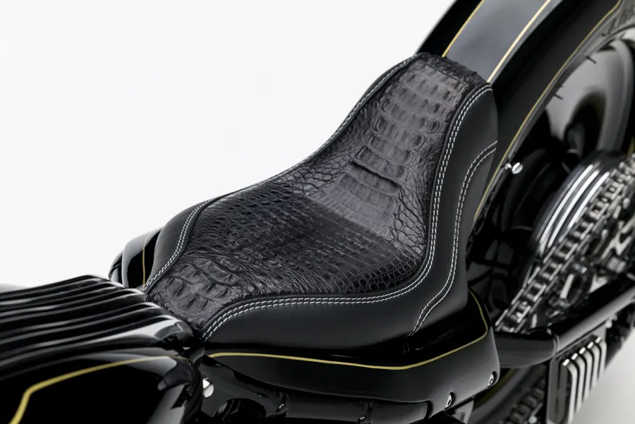 Foto 05 OWM Black Phantom
