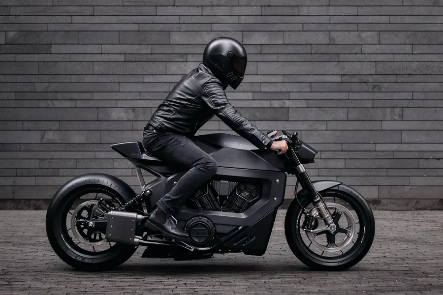 Foto 06 Blacktrack BT-06
