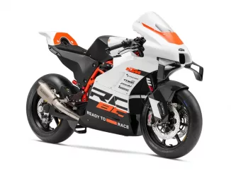 Foto 001 KTM RC 8C 2024