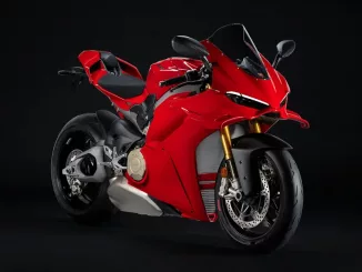 Foto 01 Ducati Panigale V4S 2025