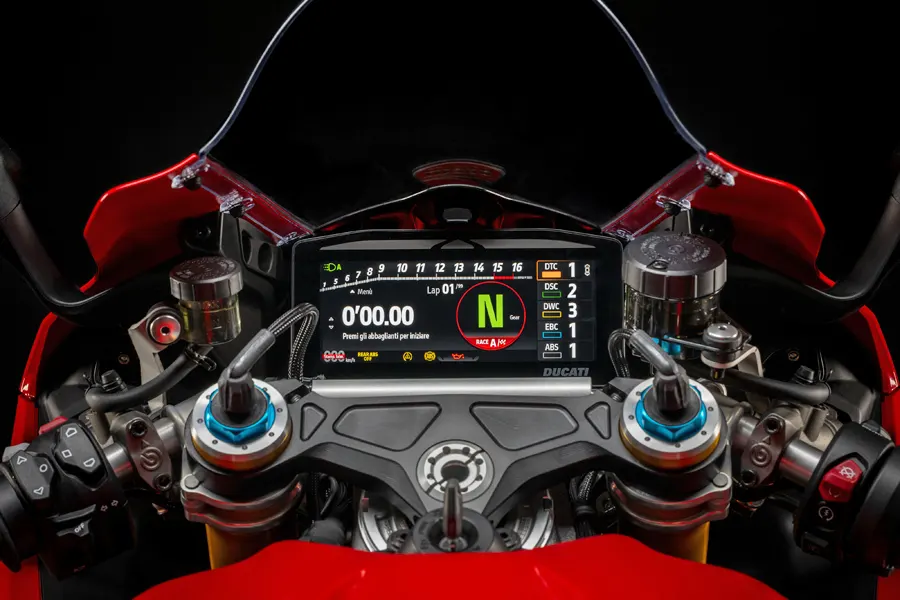 Foto 06 Ducati Panigale V4S 2025