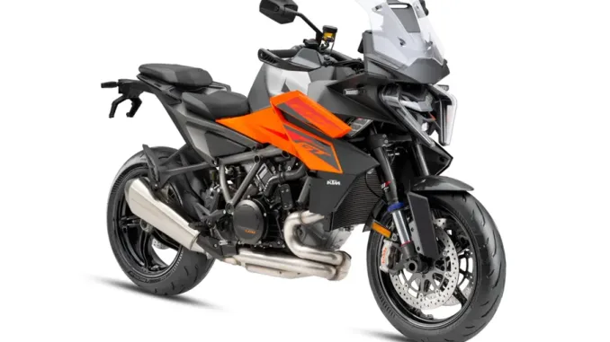 Foto 001 KTM 1390 Super Duke GT