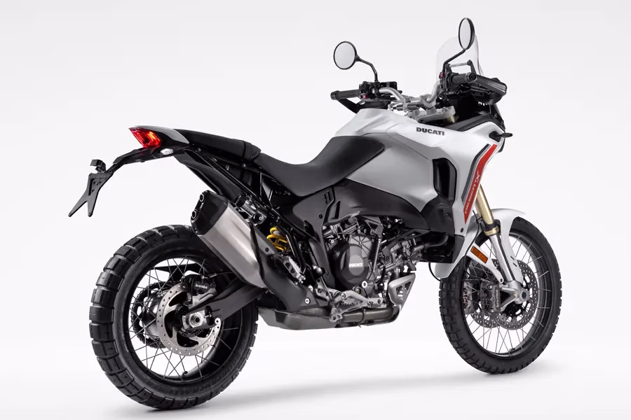 Foto 007 Ducati DesertX 2026