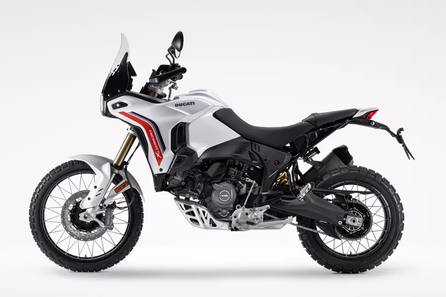 Foto 009 Ducati DesertX 2026