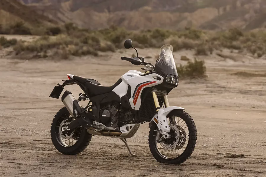 Foto 010 Ducati DesertX 2026