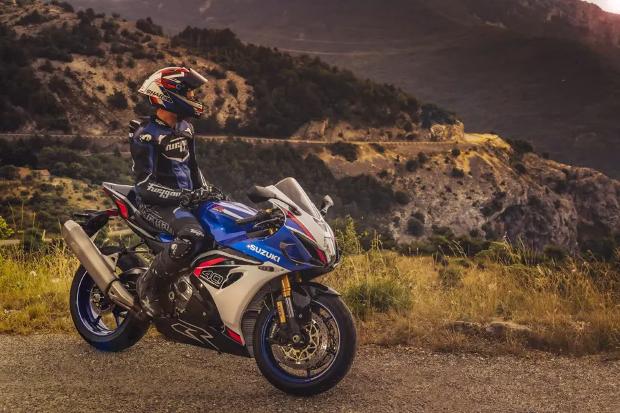 Foto 010 Suzuki GSX-R1000R 40º Anniversary