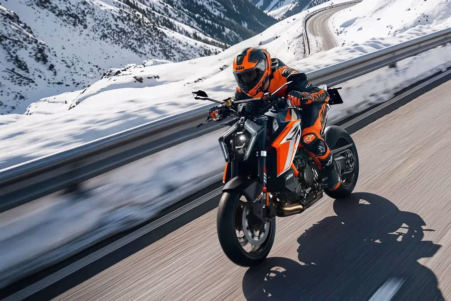 Foto 003 KTM 1390 SUPER DUKE RR