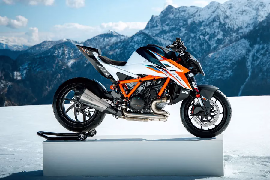 Foto 010 KTM 1390 SUPER DUKE RR