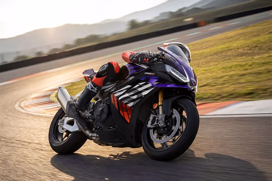 Foto 010 Aprilia Tuono V4 Factory 2026