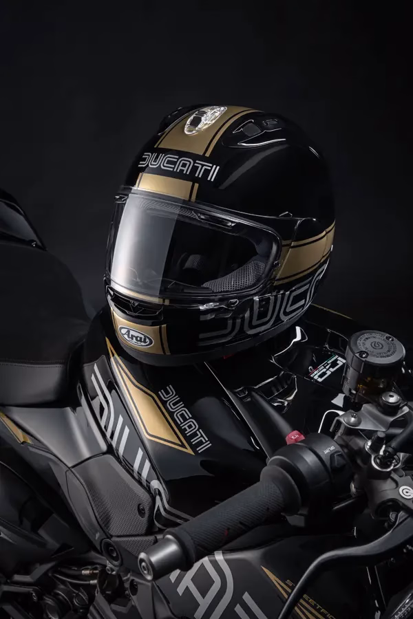 Foto 007 Ducati Streetfighter V4S 100