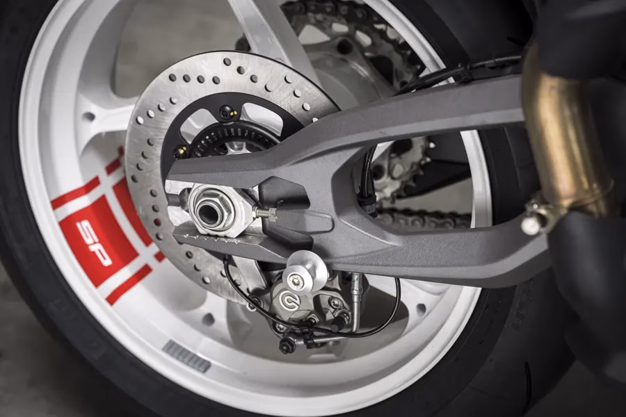Foto 005 Ducati Hypermotard V2 SP