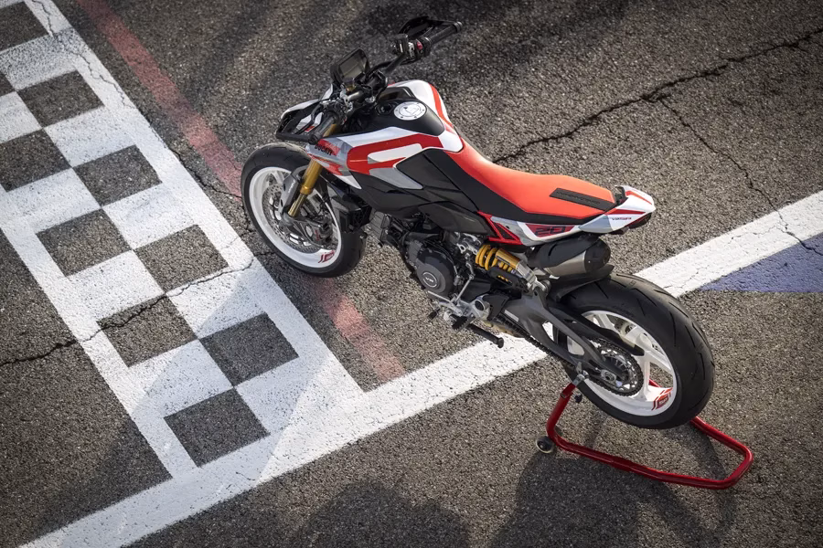 Foto 008 Ducati Hypermotard V2 SP