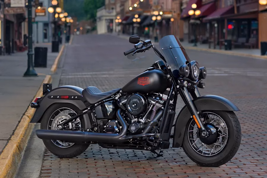 Foto 010 Harley-Davidson Deadwood